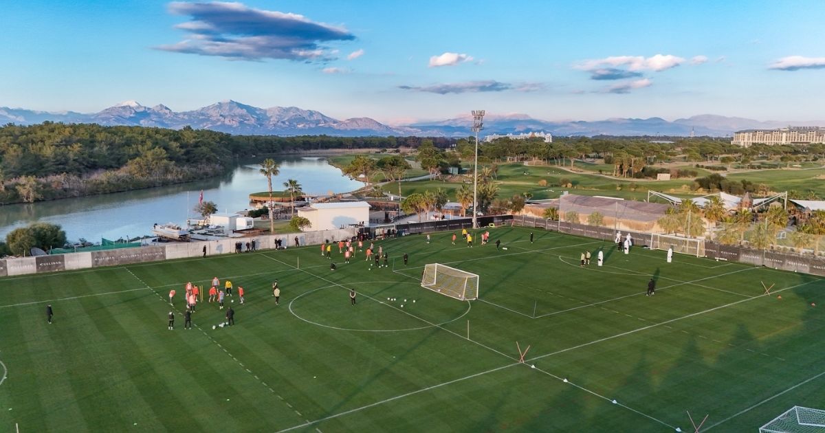 Вересс сыграл вничью с Краковией