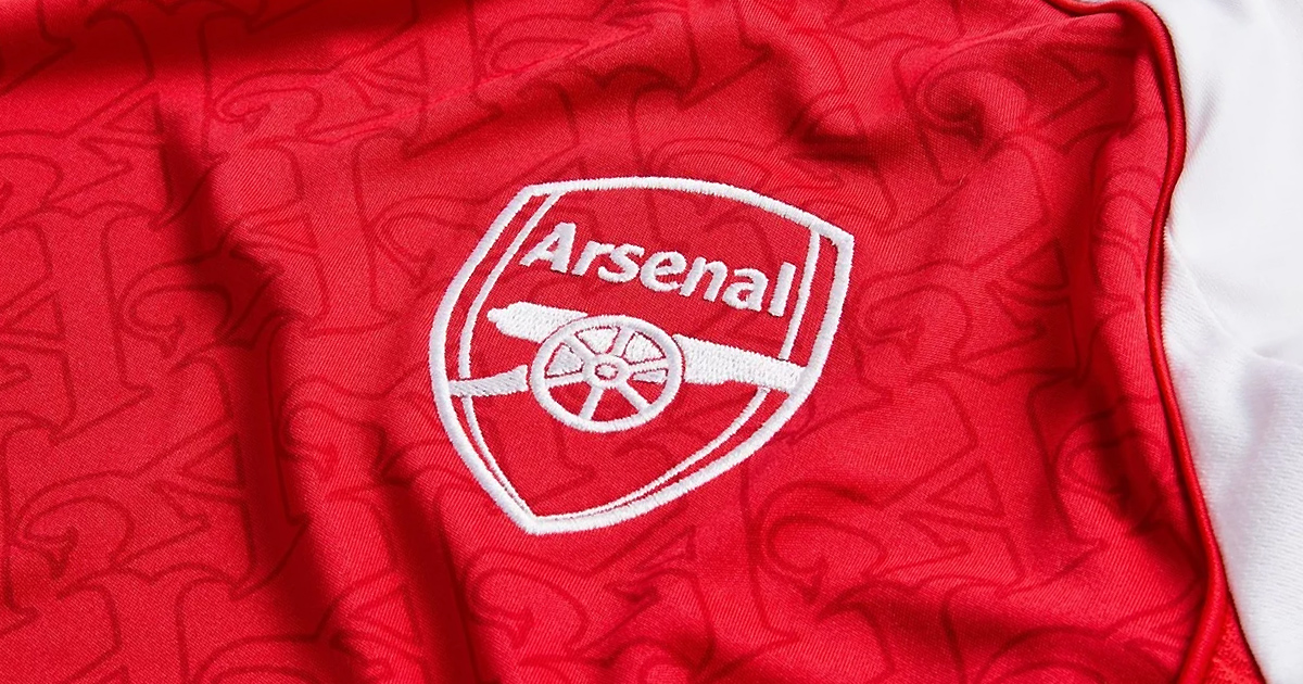 Футболку Арсенала может надеть Хулиан Альварес