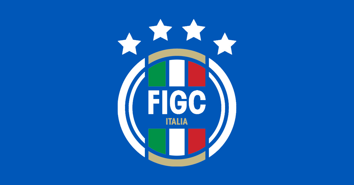 Игрок сборной Италии и Фенербахче объявил о завершении карьеры